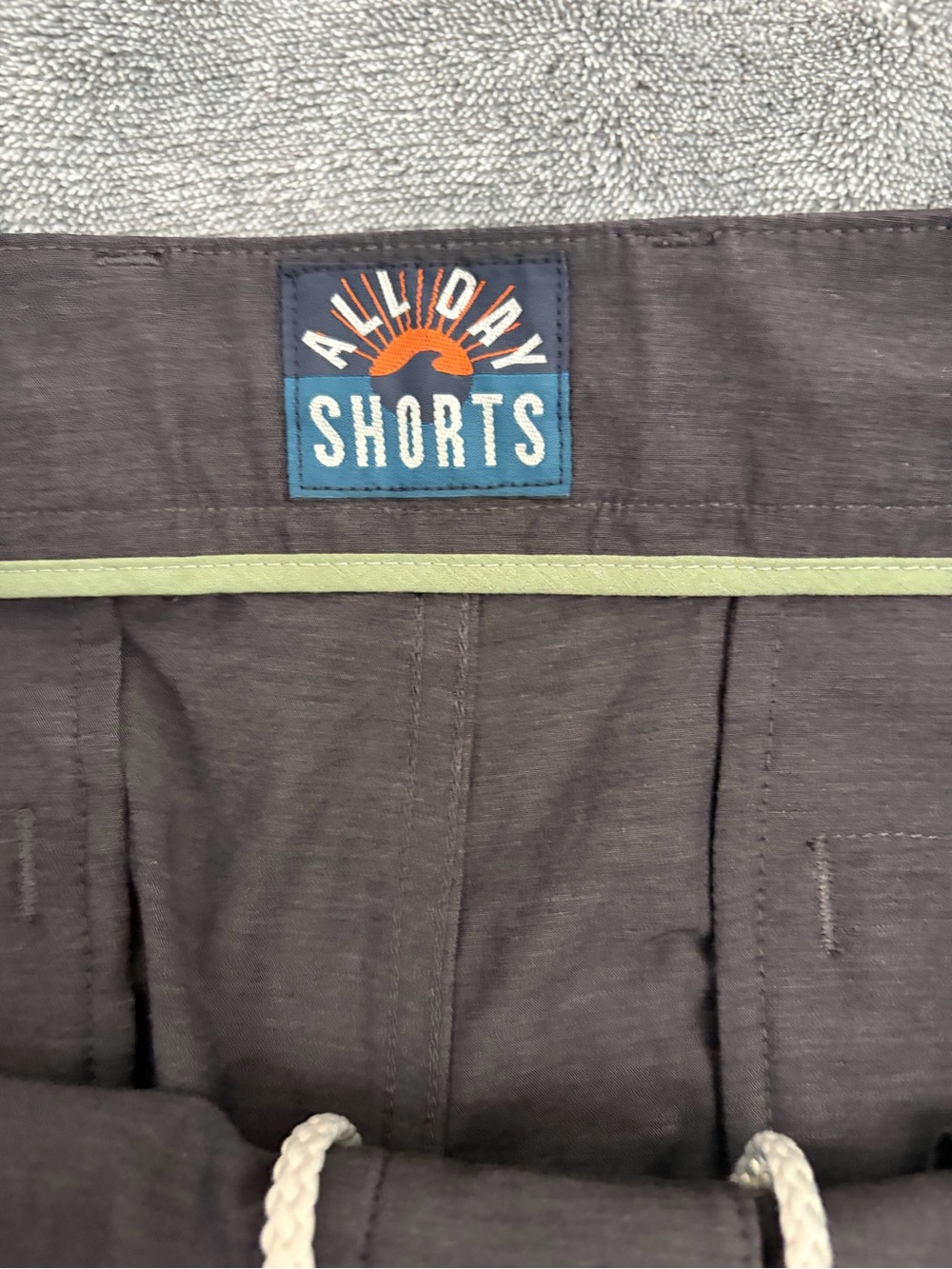 Faherty All Day Shorts Classic Cotton-Blend — Charcoal Men’s size 35 - Picture 3 of 4